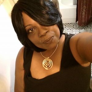 Meet your Posher, Marie